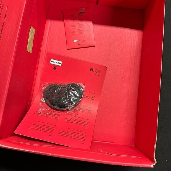 Hunter Black Intrepid Ankle Zip Snow Boots 6 - Picture 2 of 8